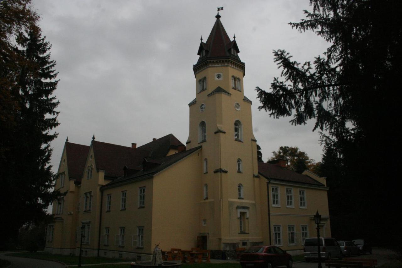 Festetich Kastelyszallo Es Zsuzsanna Hotel Szeleste Exterior photo